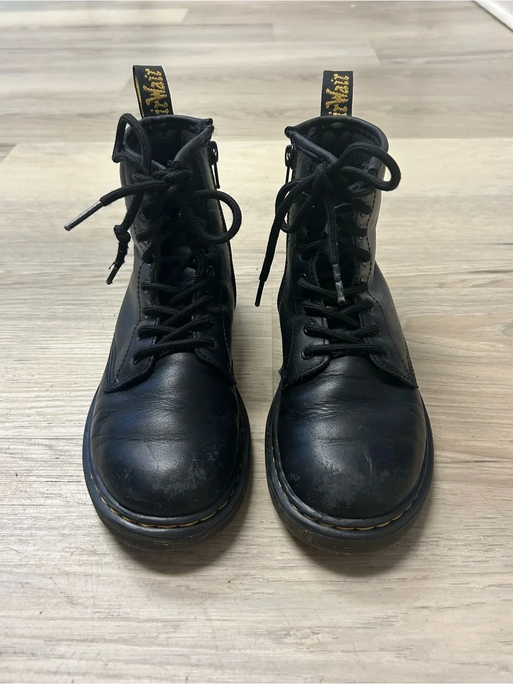 Dr. Doc Boots Martens Youth Kids Sz 2 Black Leather Lace Up Classic Unisex 1460